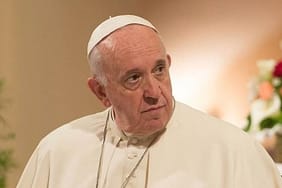 papa-franciscus-hastaneye-kaldarili-sihhat-durumuna-ait-acitlamama-bldUXv7r.jpg
