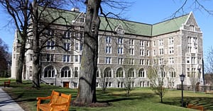 boston-college-taciz-nedeniyle-yuzme-ve-dalis-takimlarini-askiya-aldi-v1wCWNIV.jpg