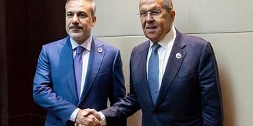 bakan-fidan-ile-rus-mevkidasi-lavrov-goristu-M3HSfSP6.jpg