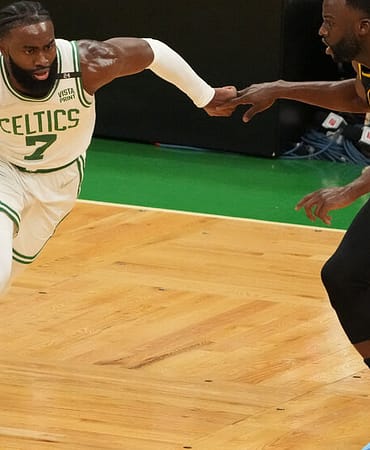 boston-celtics-nba-finallerinde-3-mac-galibiyetinde-stephen-curryye-dayandi-EZBRX9u2.jpg
